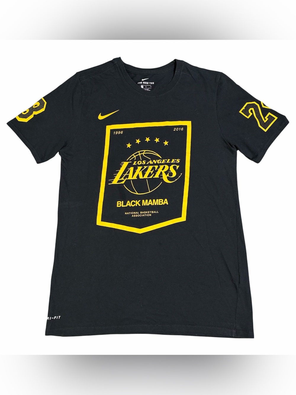 Nike Kobe Bryant Lakers #8 / #24 Memorial 1996-2016 Black T-Shirt Size Medium